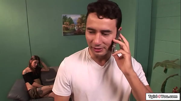 TS sex worker Kimberly Kills anal fucked