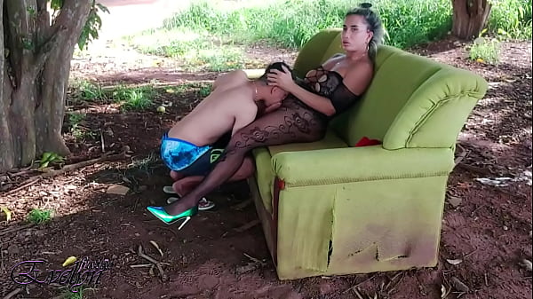 FUDENDO O CU DO FILHO DO CASEIRO NO INTERIOR DE SP