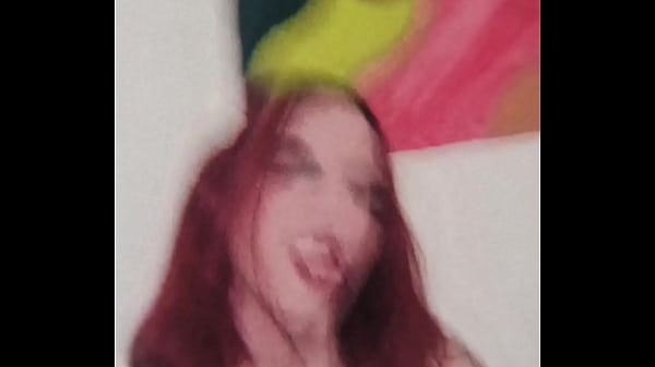 Hermosa transexual loca que se viene en tu boca